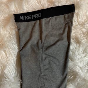 NIKE PRO LEGGINGS
